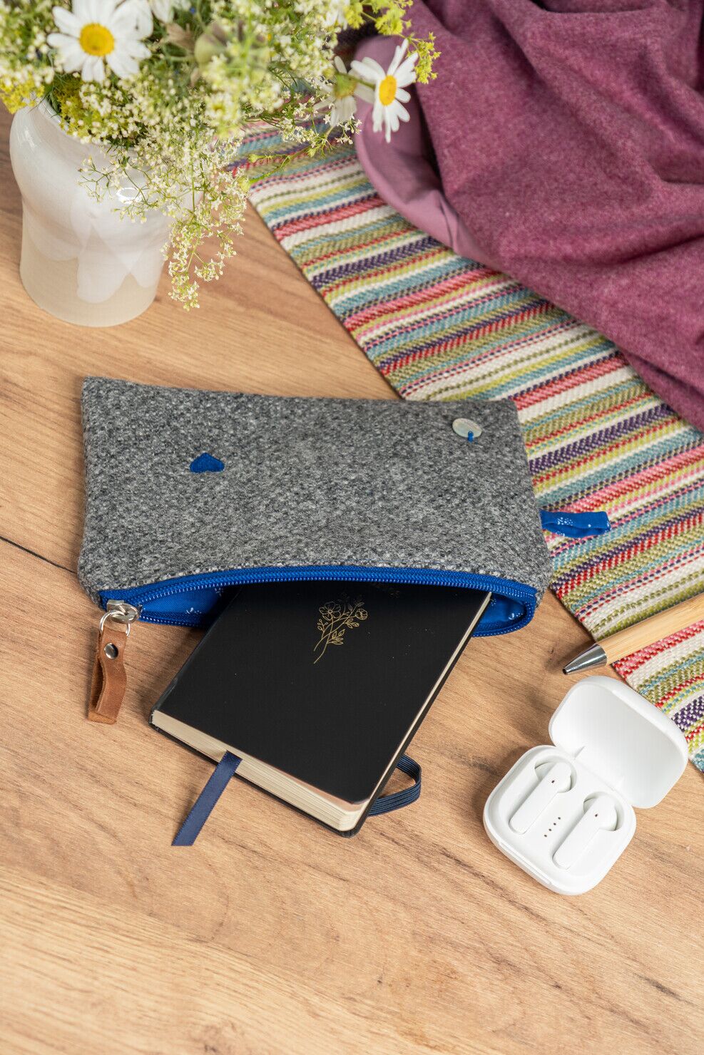 MARA Etui als Tasche in der Tasche – perfekt für Ordnung in Handtasche oder Rucksack.