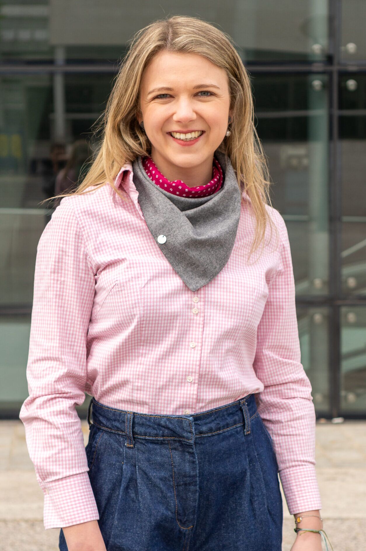 elsa-lodentuch-tracht-outfit-damen ELSA Lodentuch kombiniert zum Trachtenbluse